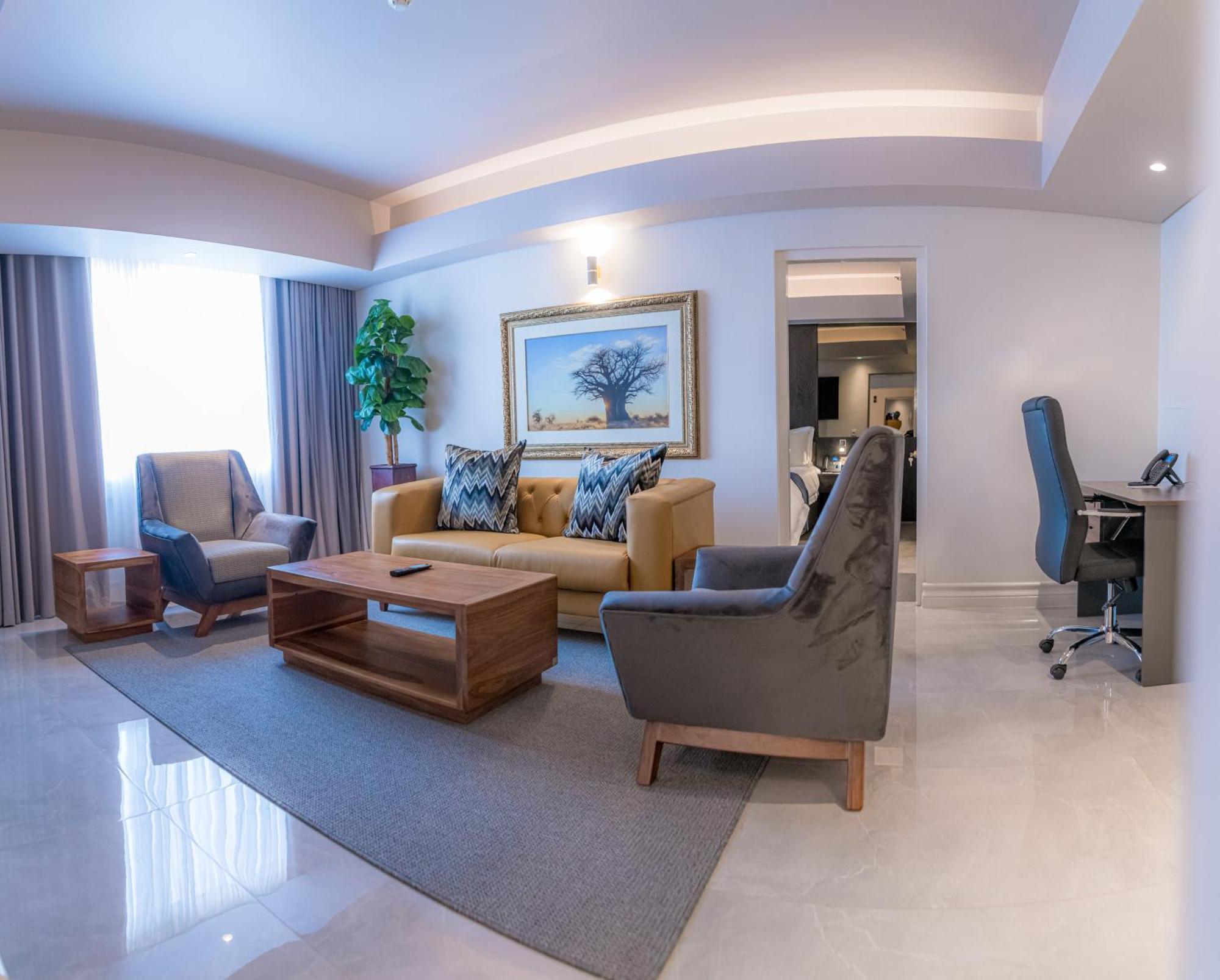 Rainbow Towers & Conference Centre 5*