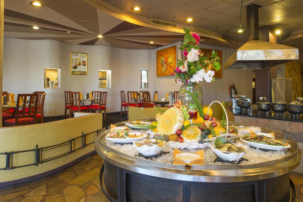 Rainbow Towers & Conference Centre Hotel 5*